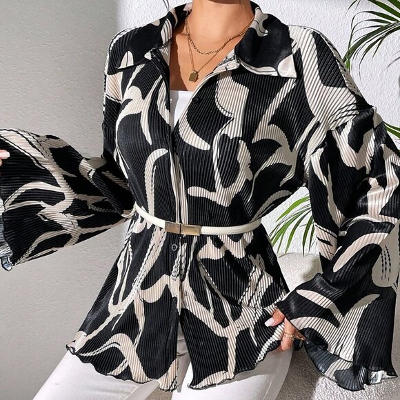 Black Casual Women's Spring Random Print Bell Sleeve Shirt - Picture 1 of 5